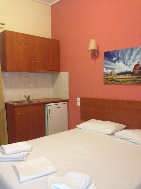 Marvi Hotel Kamena Vourla Værelse billede